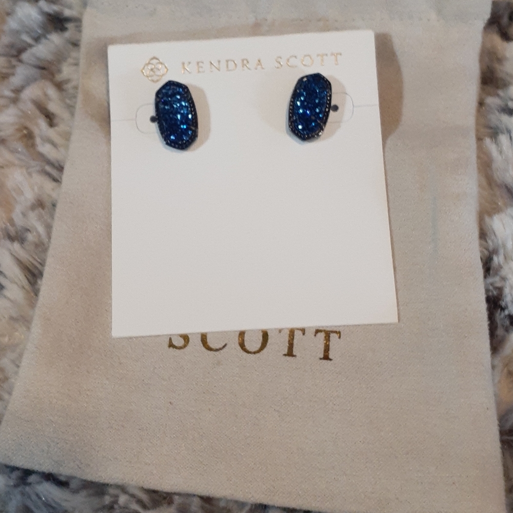 Kendra Scott earrings